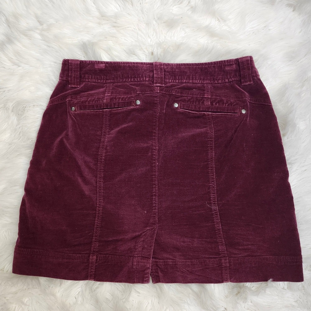 Athleta Burgundy Corduroy Mini Skirt Size 10 Wine Red Zip Pocket 90's Fall